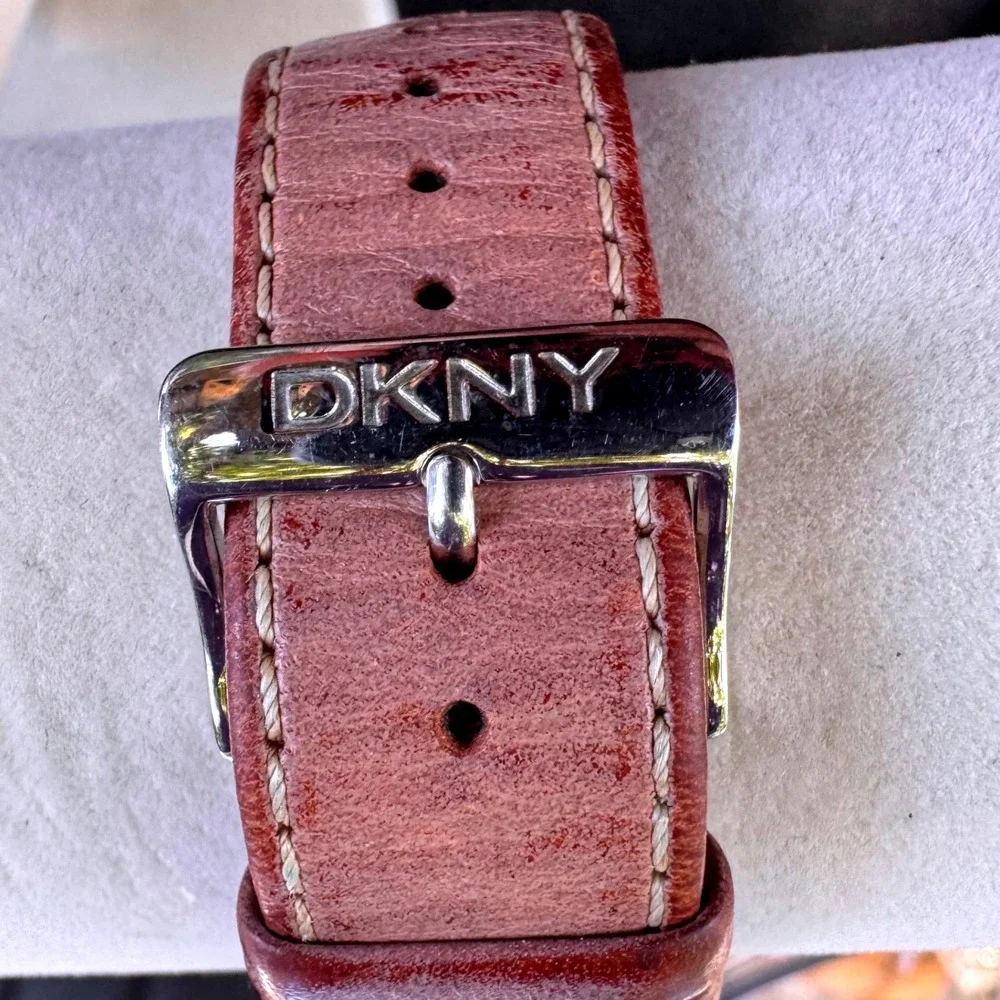VTG‎ DKNY Quartz Watch Pink Leather Band Rectangle Face Solid Stainless Steel